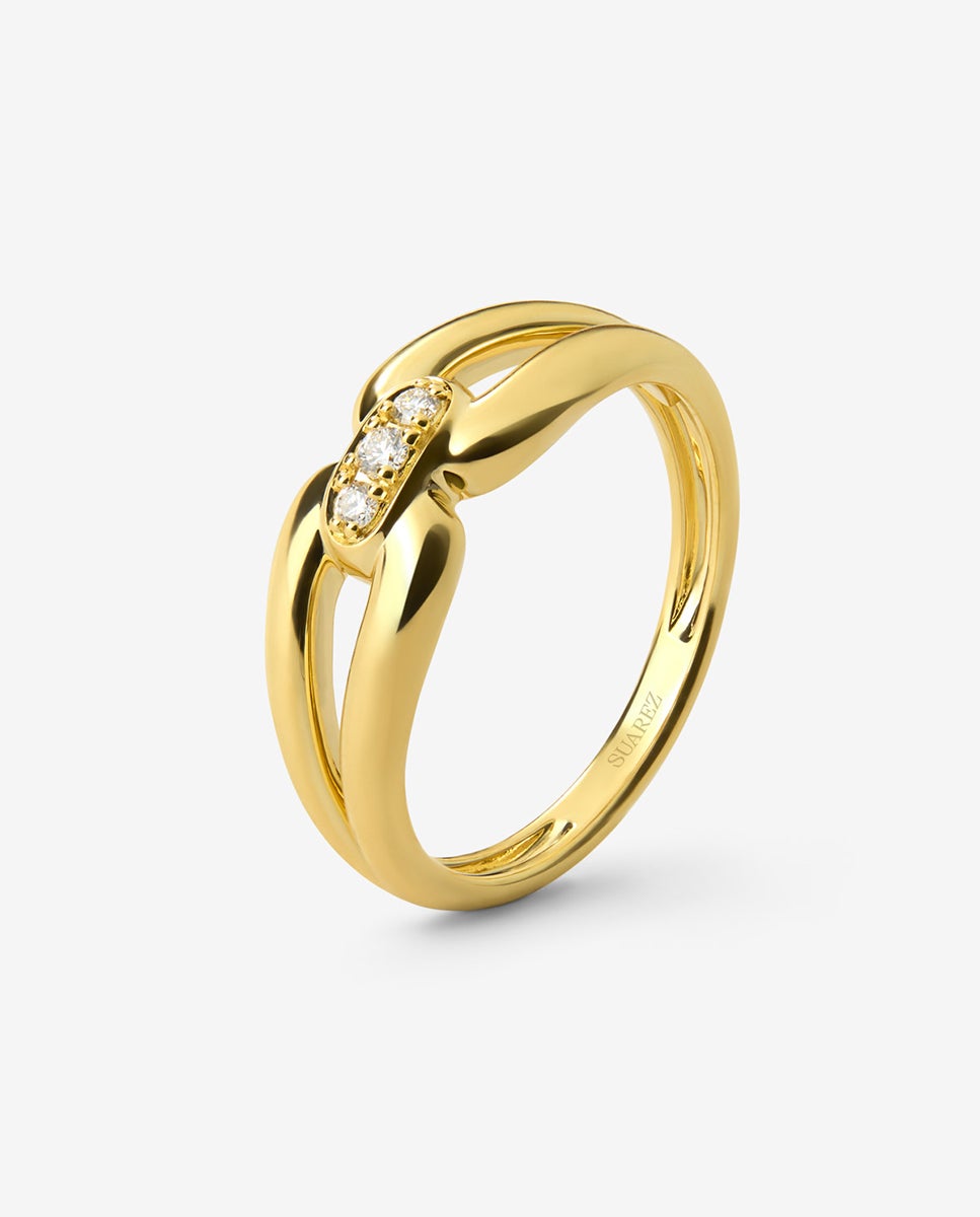 Imagen 0 de Anillo mini eslabón de oro amarillo de 18k con 3 diamantes en talla brillante con un total de 0,06 cts Blanco