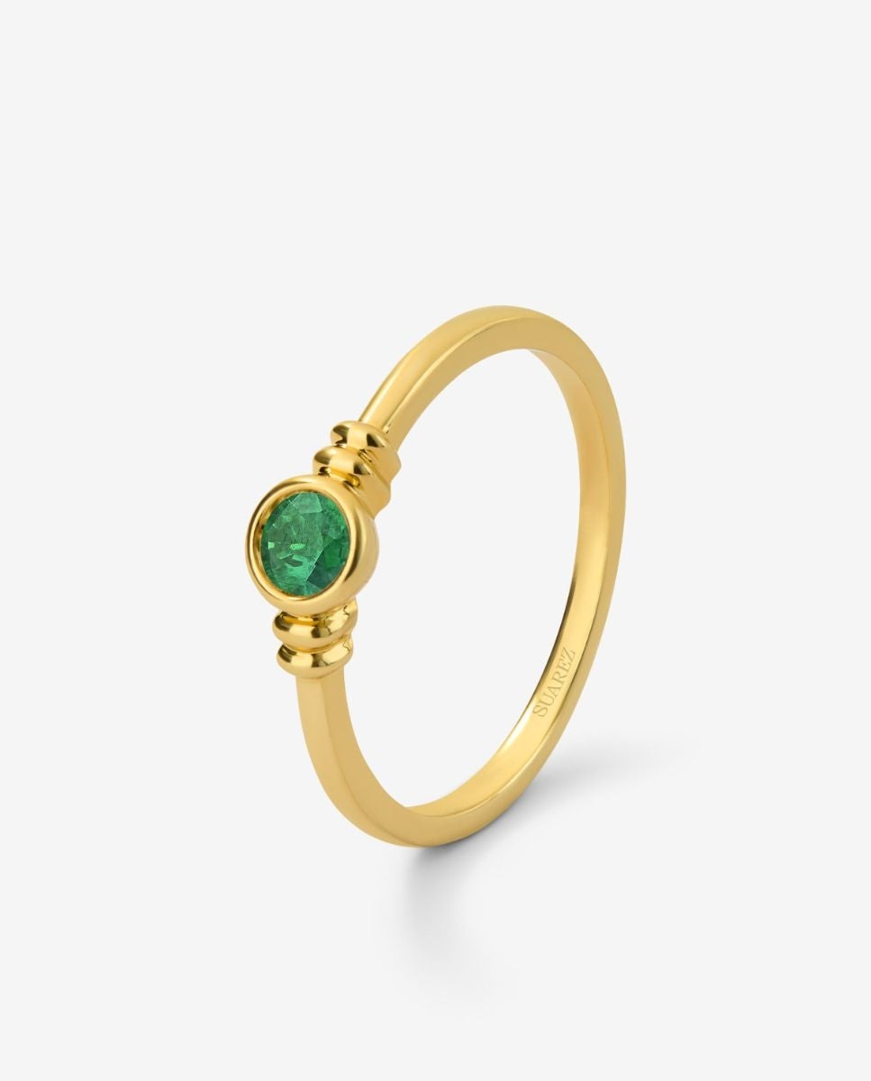 Imagen 0 de Anillo solitario de oro amarillo de 18k con esmeralda Blanco / Verde