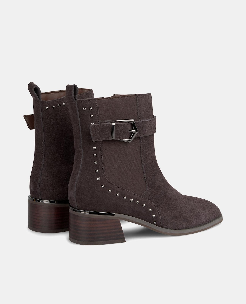 Botins com Fivela Lateral e Detalhe de Tachas Castanho-escuro-3