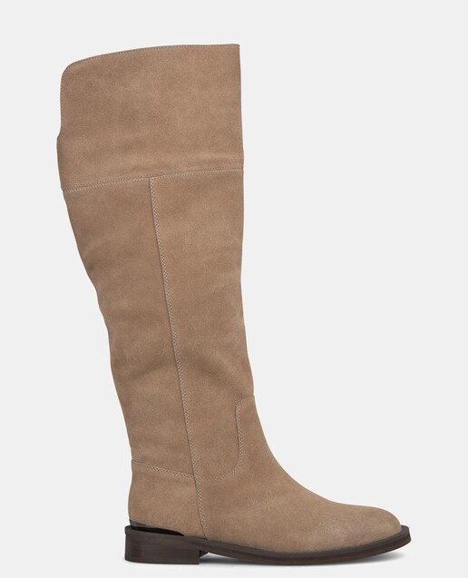 Imagen 0 de Botas de mujer altas de piel con abertura