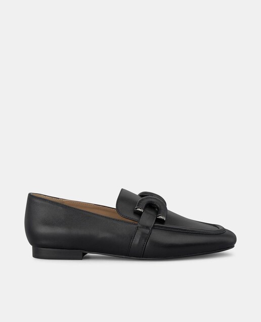Imagen 0 de Mocasines de mujer plano con detalle y puntera redondeada