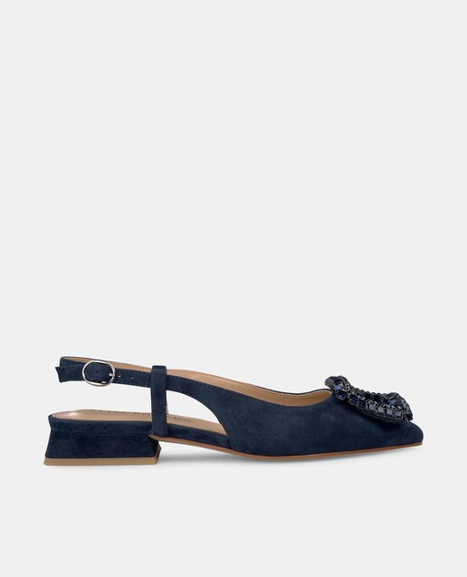 Imagen 0 de Zapatos planos de mujer de piel con puntera Afilada