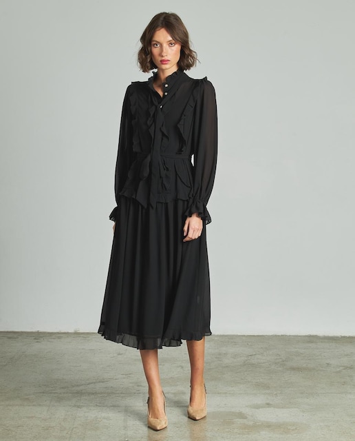 Imagen 0 de Vestido midi volantes liso con cinta anudada en la cintura