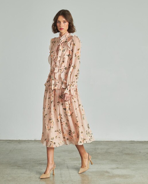 Imagen 0 de Vestido midi volantes con estampado de flores con cinta anudada en la cintura