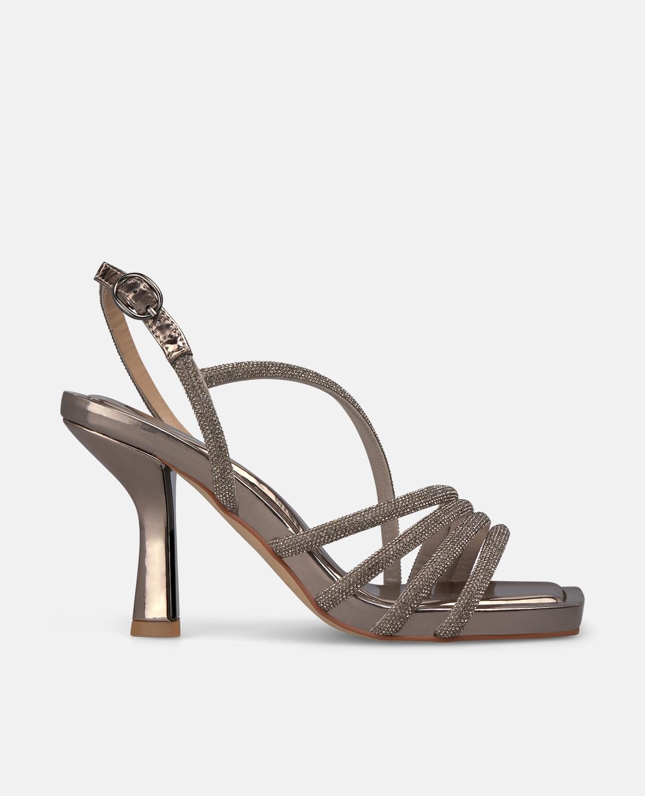 Sandalias de tacón de mujer con tiras de pedrería y hebilla - Alma en Pena - Plata Plata-1