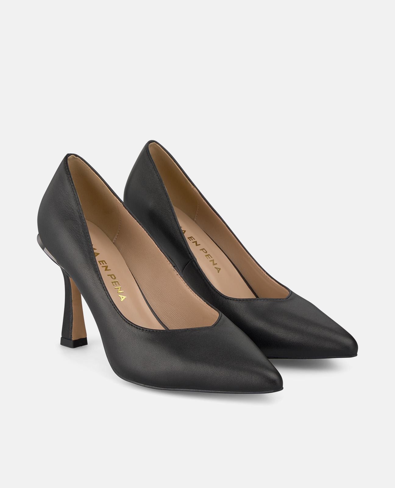 Zapatos de salón de mujer con puntera afilada y sin cierre - Alma en Pena - Negro Negro-3