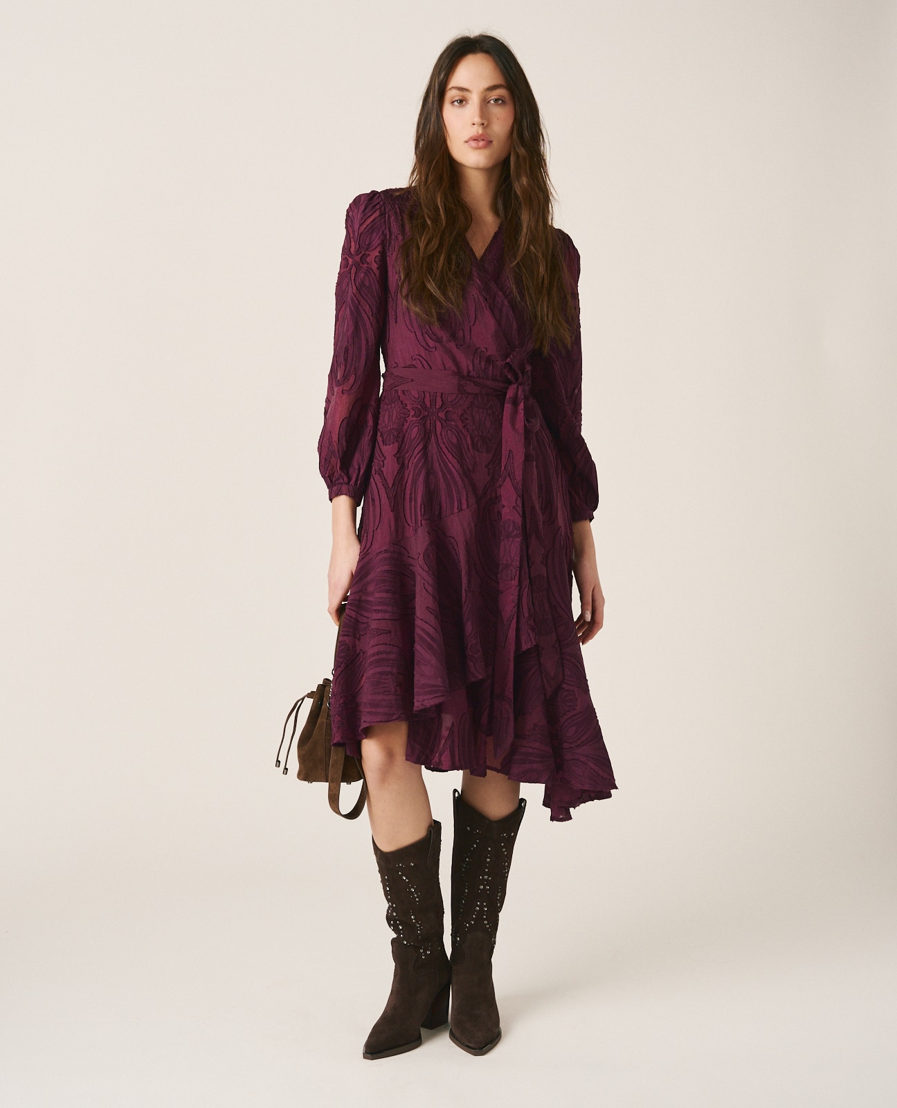 Imagen 5 de Vestido midi en jacquard con lazo en cintura - Alma en Pena - Morado Morado