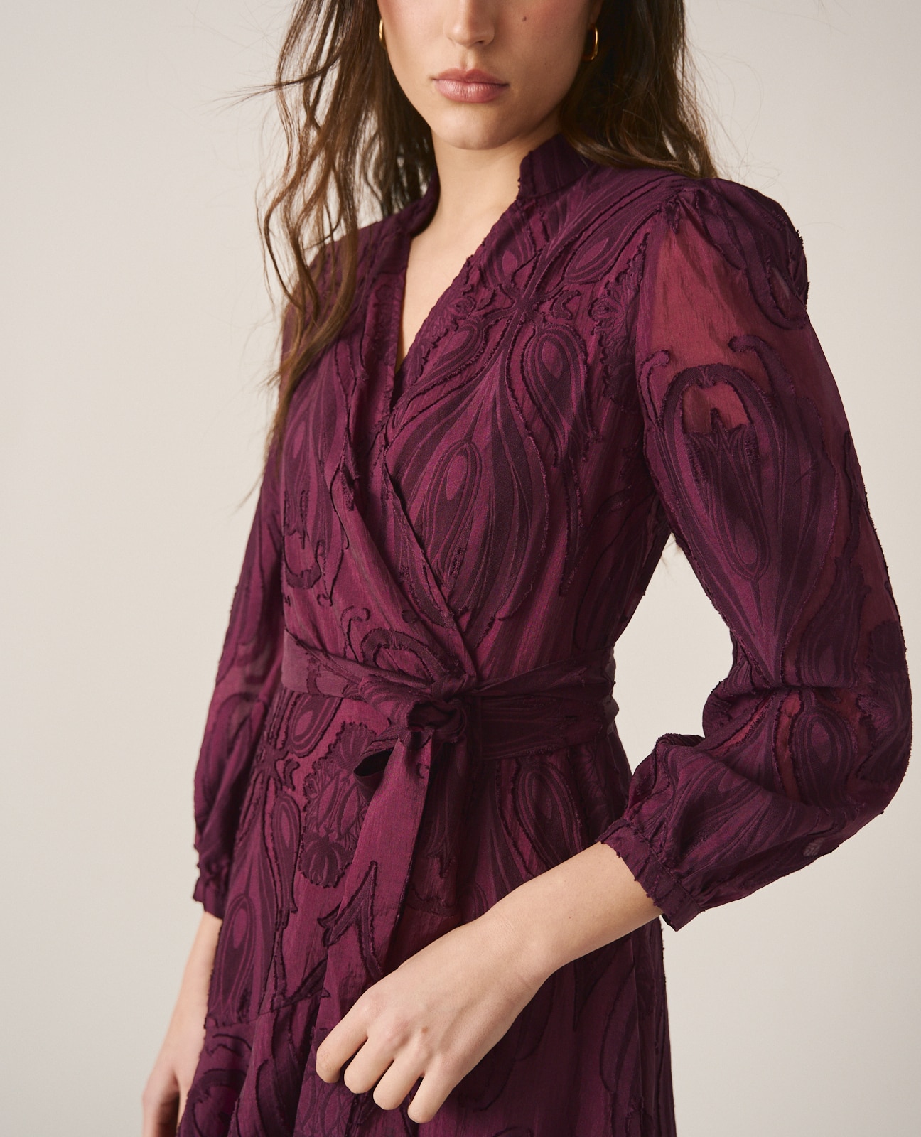 Imagen 6 de Vestido midi en jacquard con lazo en cintura - Alma en Pena - Morado Morado
