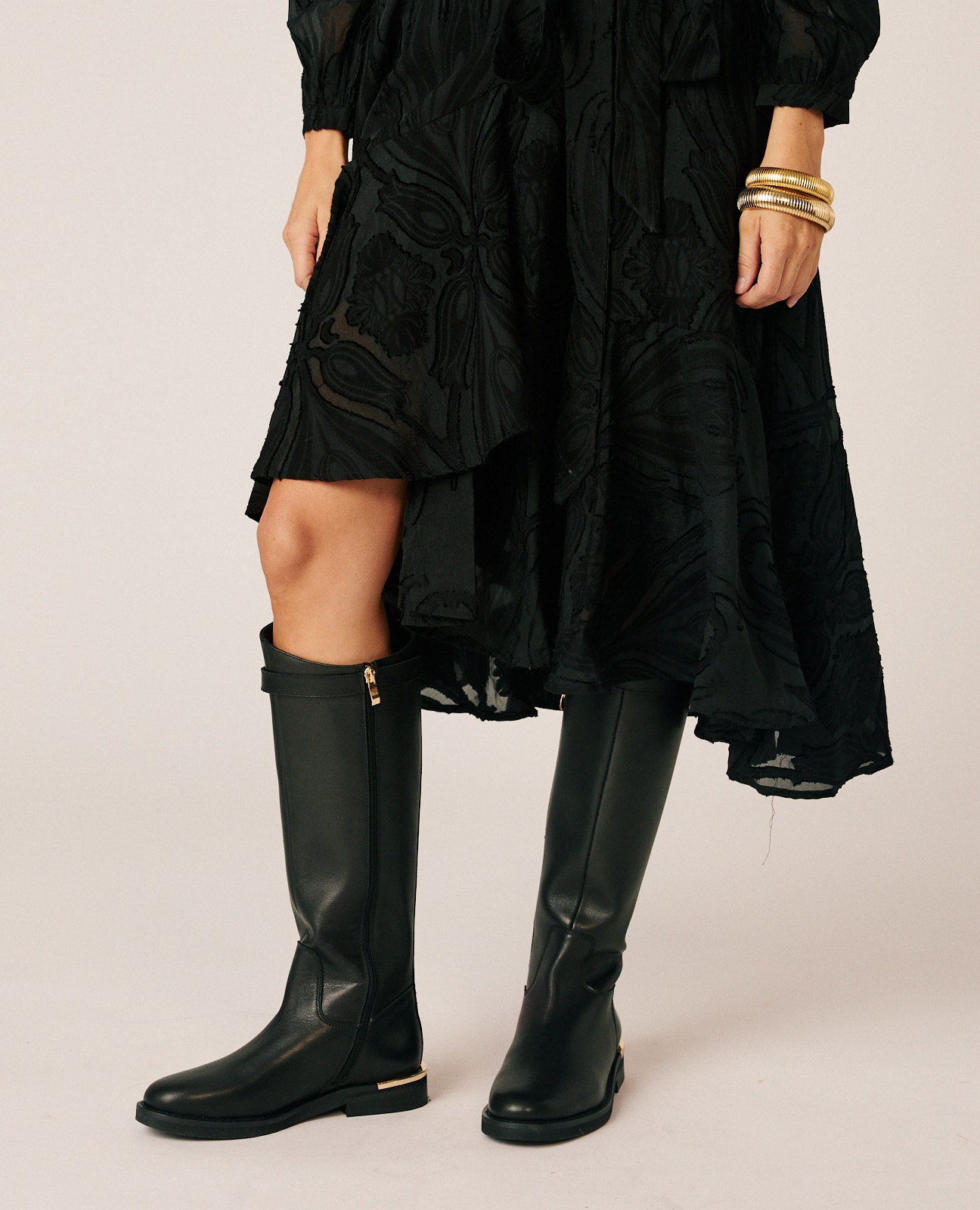 Imagen 6 de Vestido midi en jacquard con lazo en cintura - Alma en Pena - Negro Negro