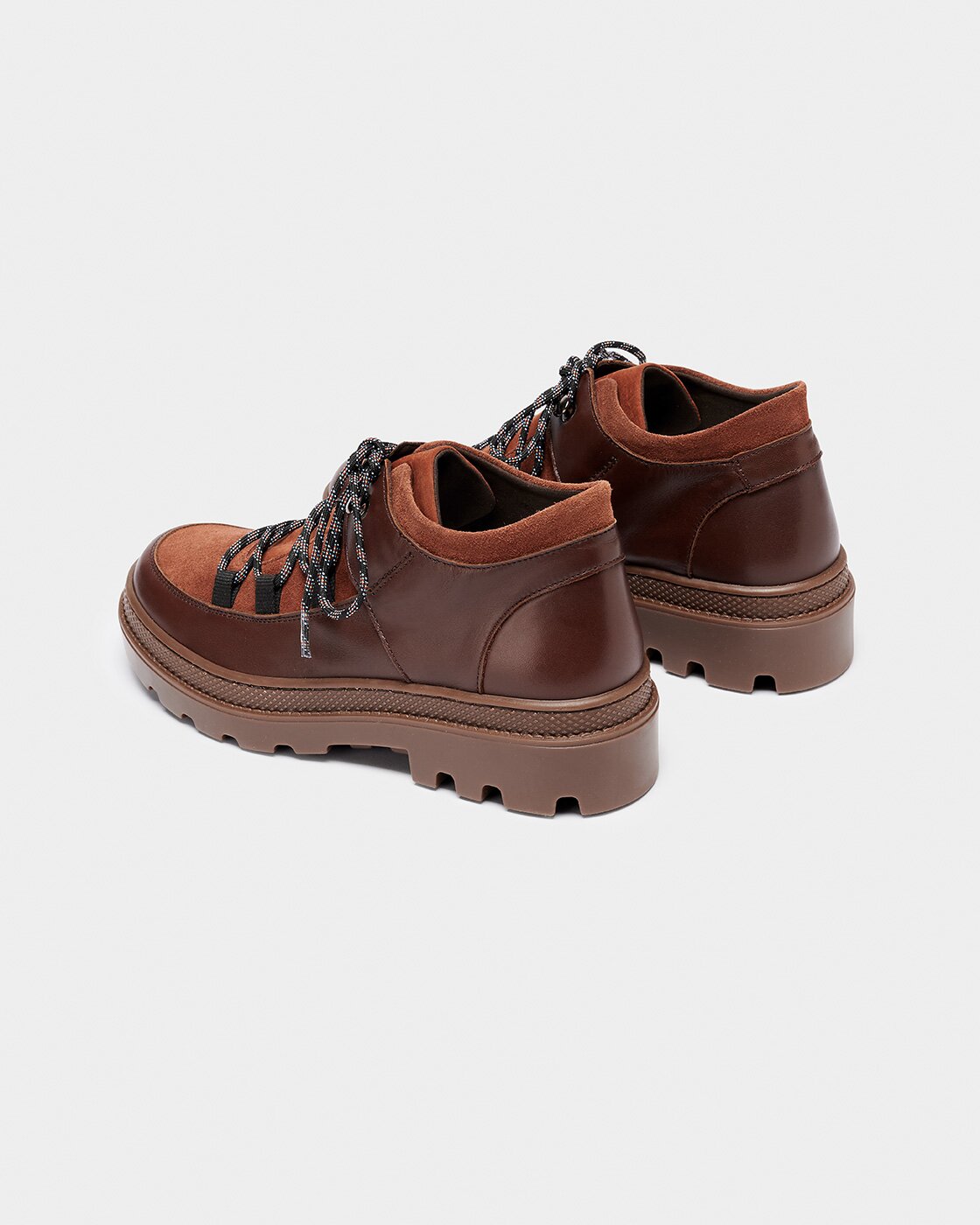 Botines con suela track inspirado en el calzado de montaña de mujer con combinación de materiales de piel, serraje y tejido con cordones y suela track - Naguisa - Marrón / Naranja Marrón / Naranja-3