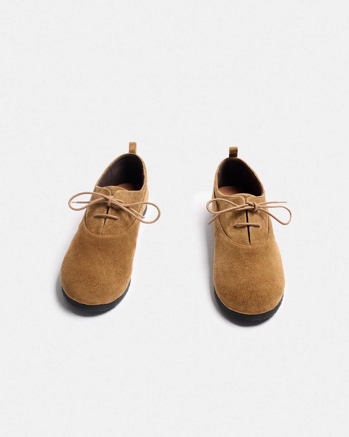 Zapatilla tipo oxford de mujer de piel serraje con cierre de cordones - Naguisa - Marrón claro Marrón claro-2