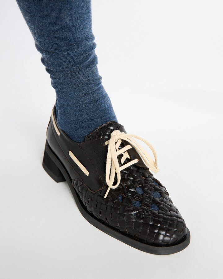 Zapato tipo blucher de mujer de piel con detalles trenzados y cierre de cordones - Naguisa - Marrón oscuro Marrón oscuro-2