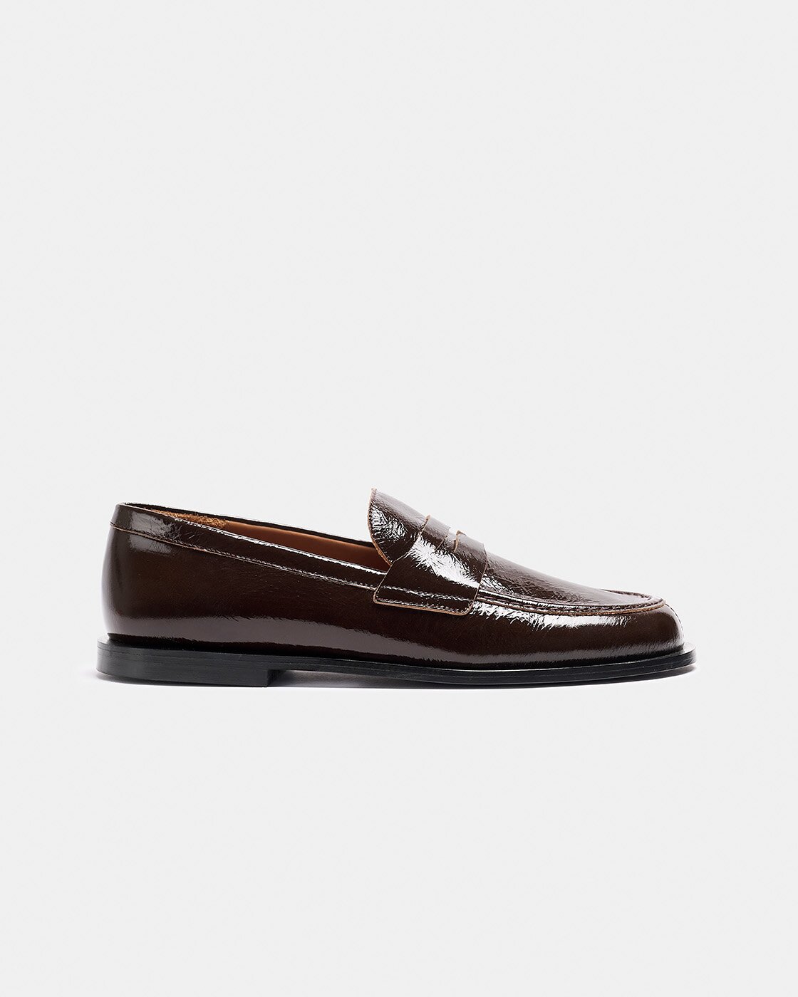 Zapato plano de mujer tipo mocasín de piel con acabado charol - Naguisa - Marrón chocolate Marrón chocolate-1