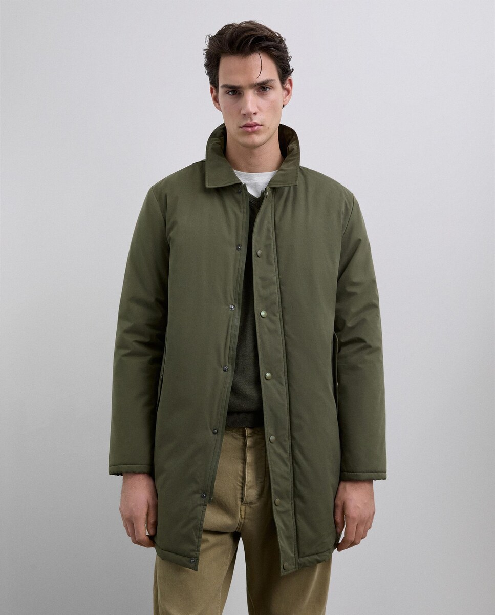 Parka de hombre con abertura trasera y capucha ajustable
