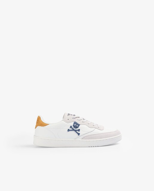 Imagen 0 de Zapatillas deportivas de hombre con calavera y talón a contraste