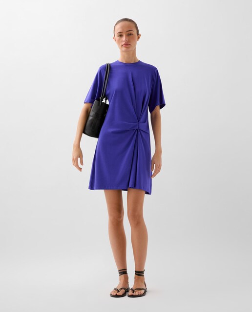 Imagen 0 de Vestido corto con detalle de nudo