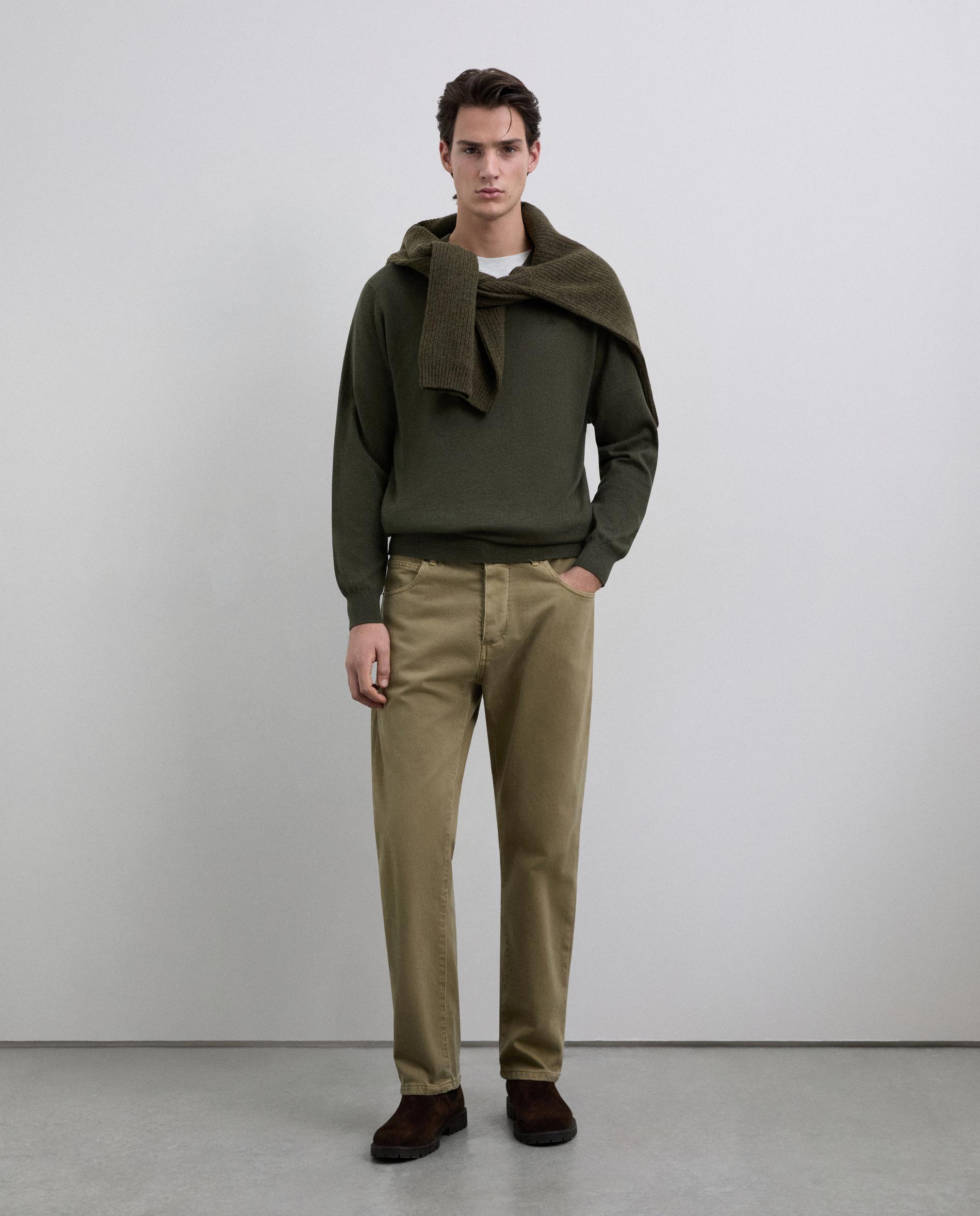 Jersey de hombre regular fit con cuello pico - Scalpers - Verde militar Verde militar-3