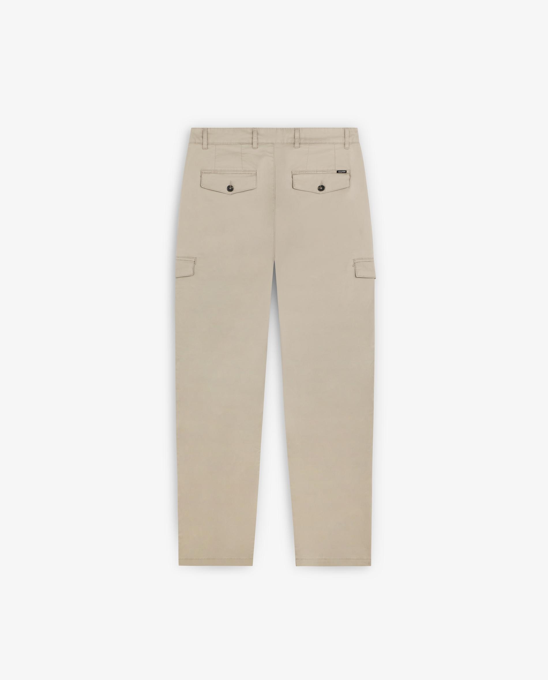 Imagen 6 de Pantalón cargo de hombre regular fit con bolsillos traseros - Scalpers - Beige Beige