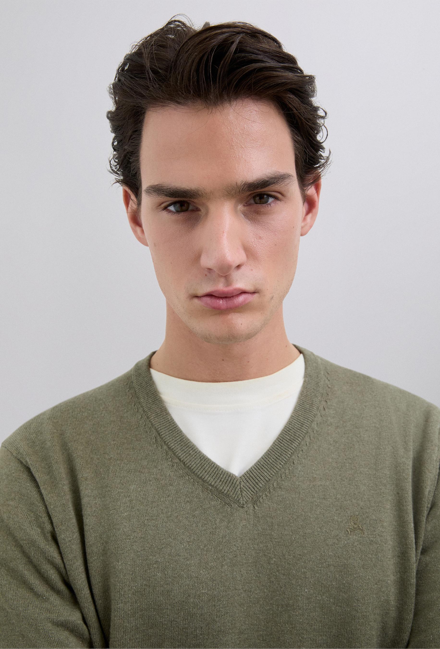 Jersey de hombre regular fit con cuello pico - Scalpers - Kaki Kaki-4