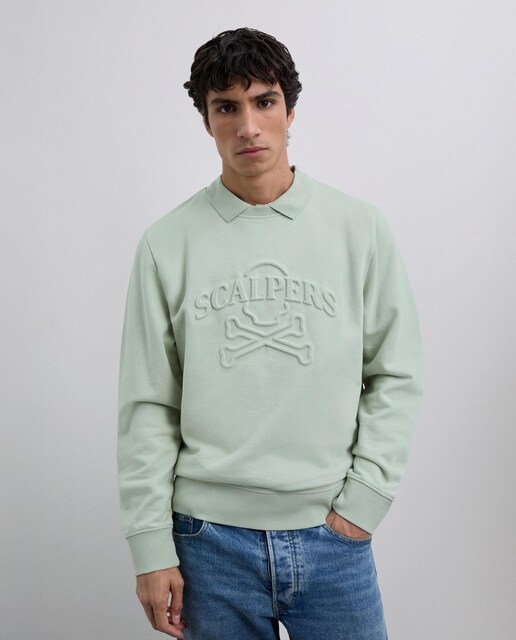 Imagen 0 de Sudadera de hombre sin capucha regular fit con logo y calavera frontal en relieve