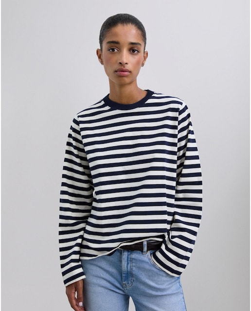 Imagen 0 de Camiseta de mujer de manga larga a rayas