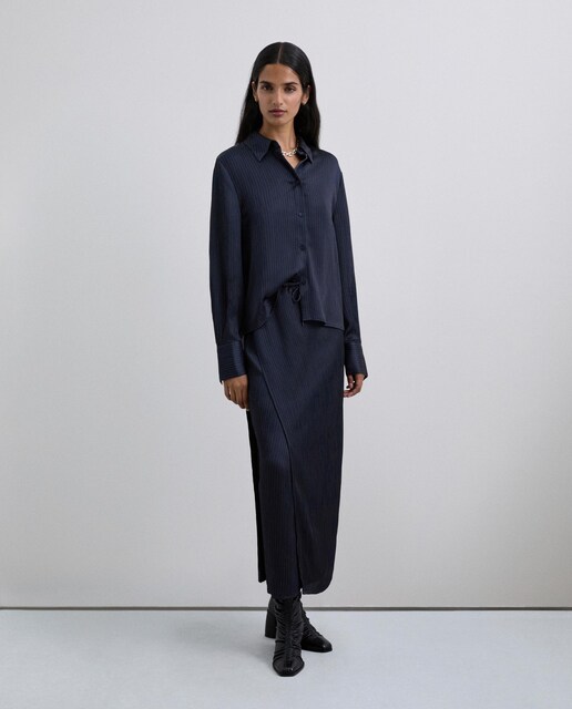 Imagen 0 de Falda larga de mujer de rayas diplomáticas con abertura lateral