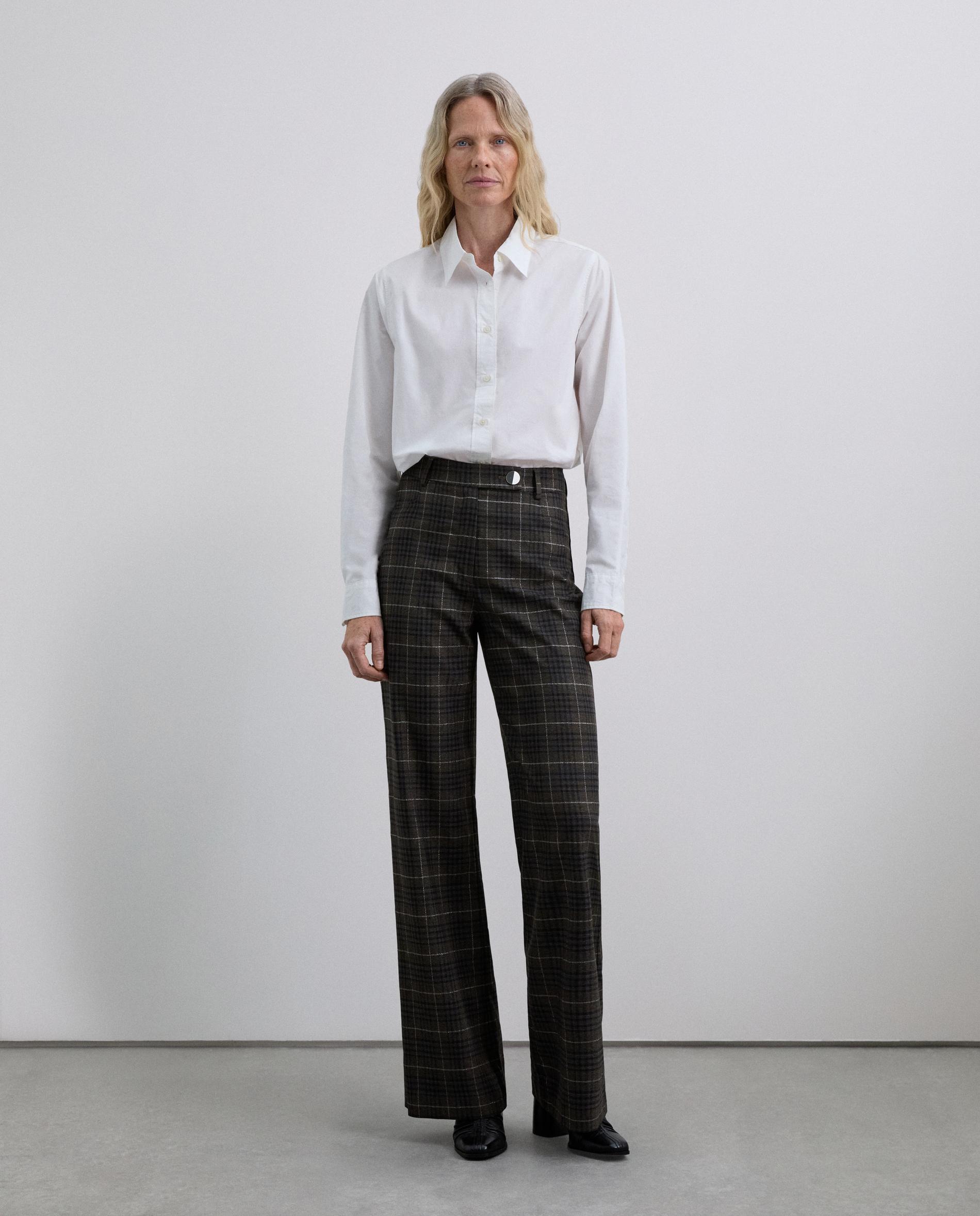 Pantalones rectos de mujer con estampado de cuadros