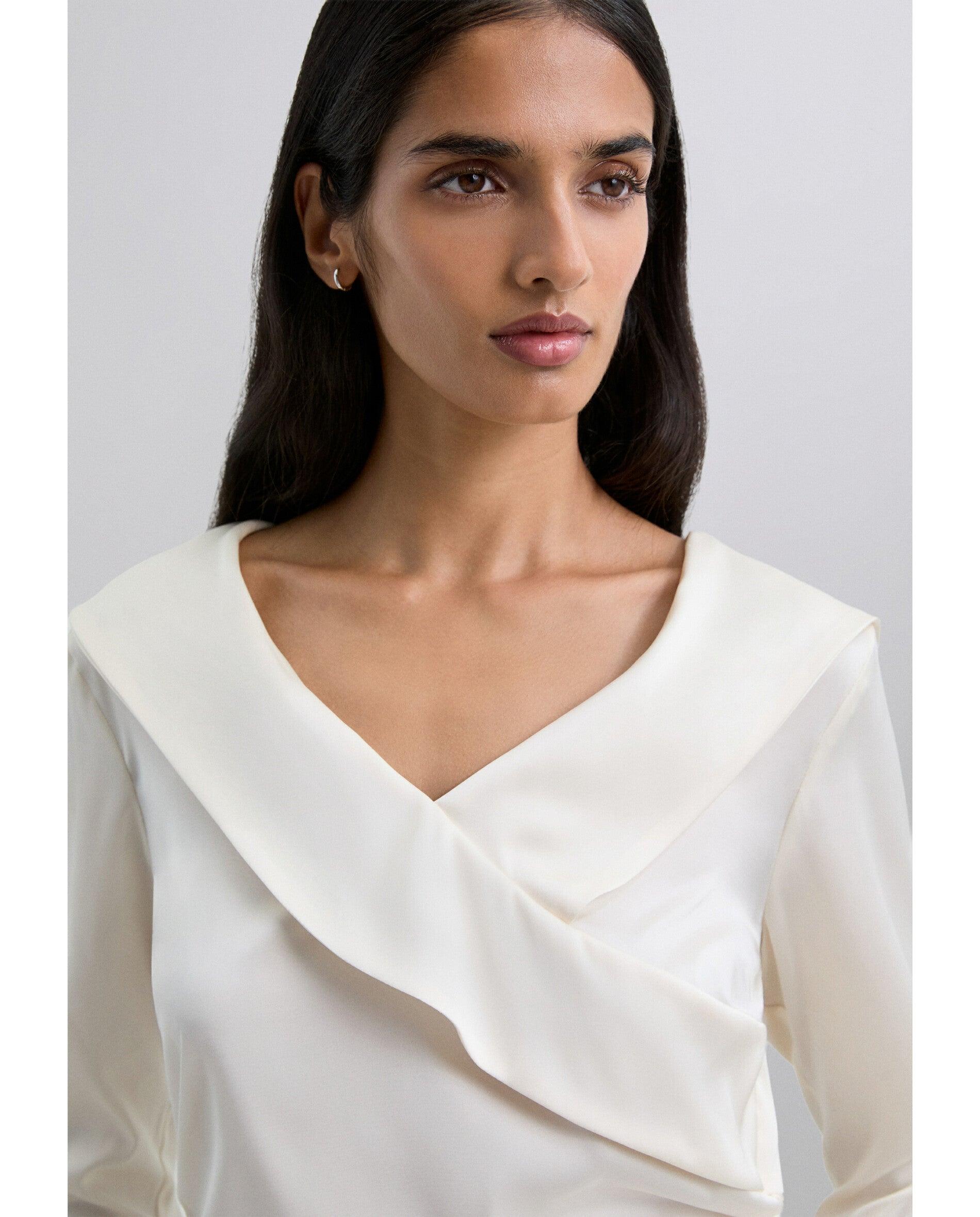 Blusa de mujer con escote en pico y solapa cruzada - Scalpers - Crudo Crudo-5