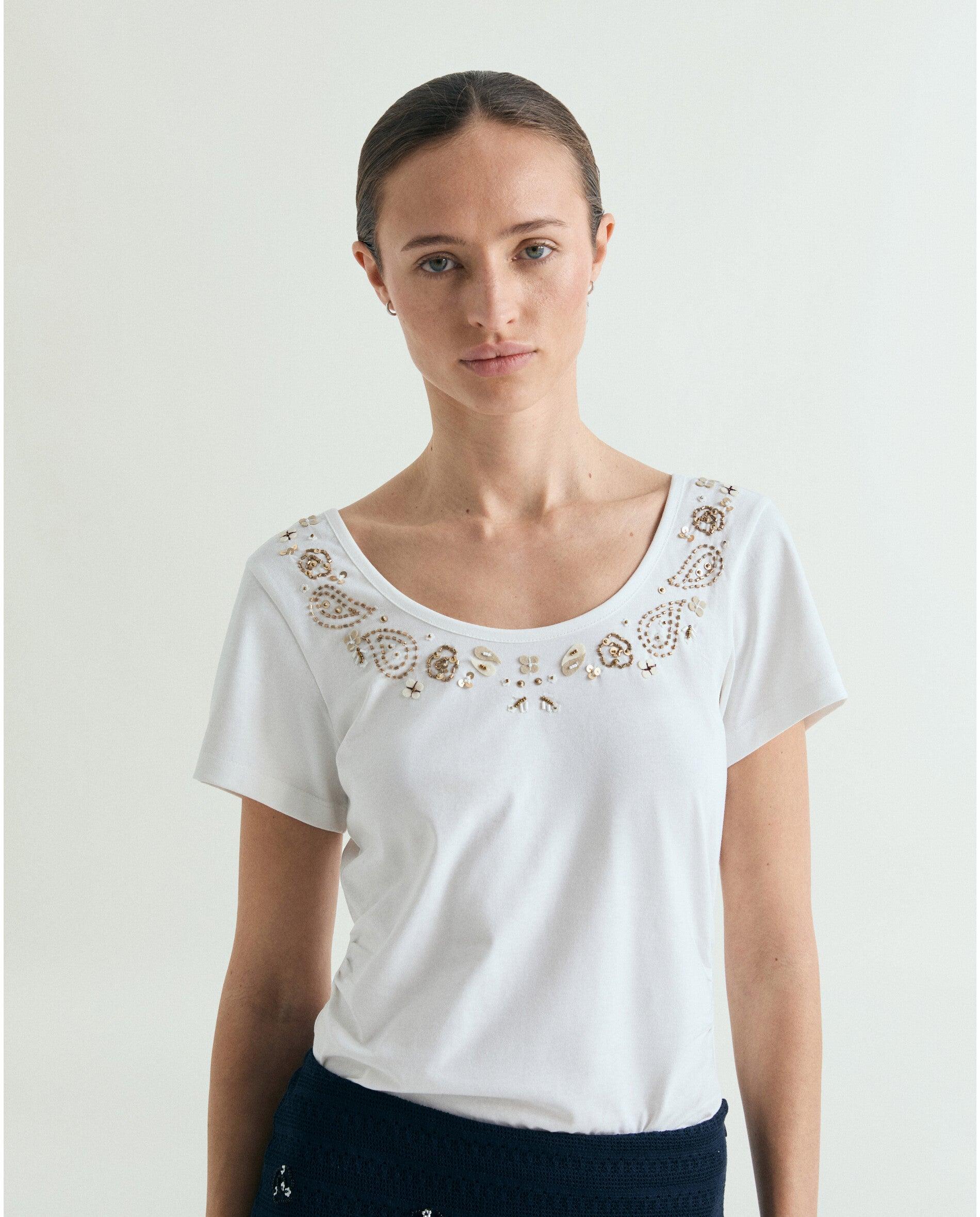 Scalpers - Camiseta de mujer con abalorios de manga corta.