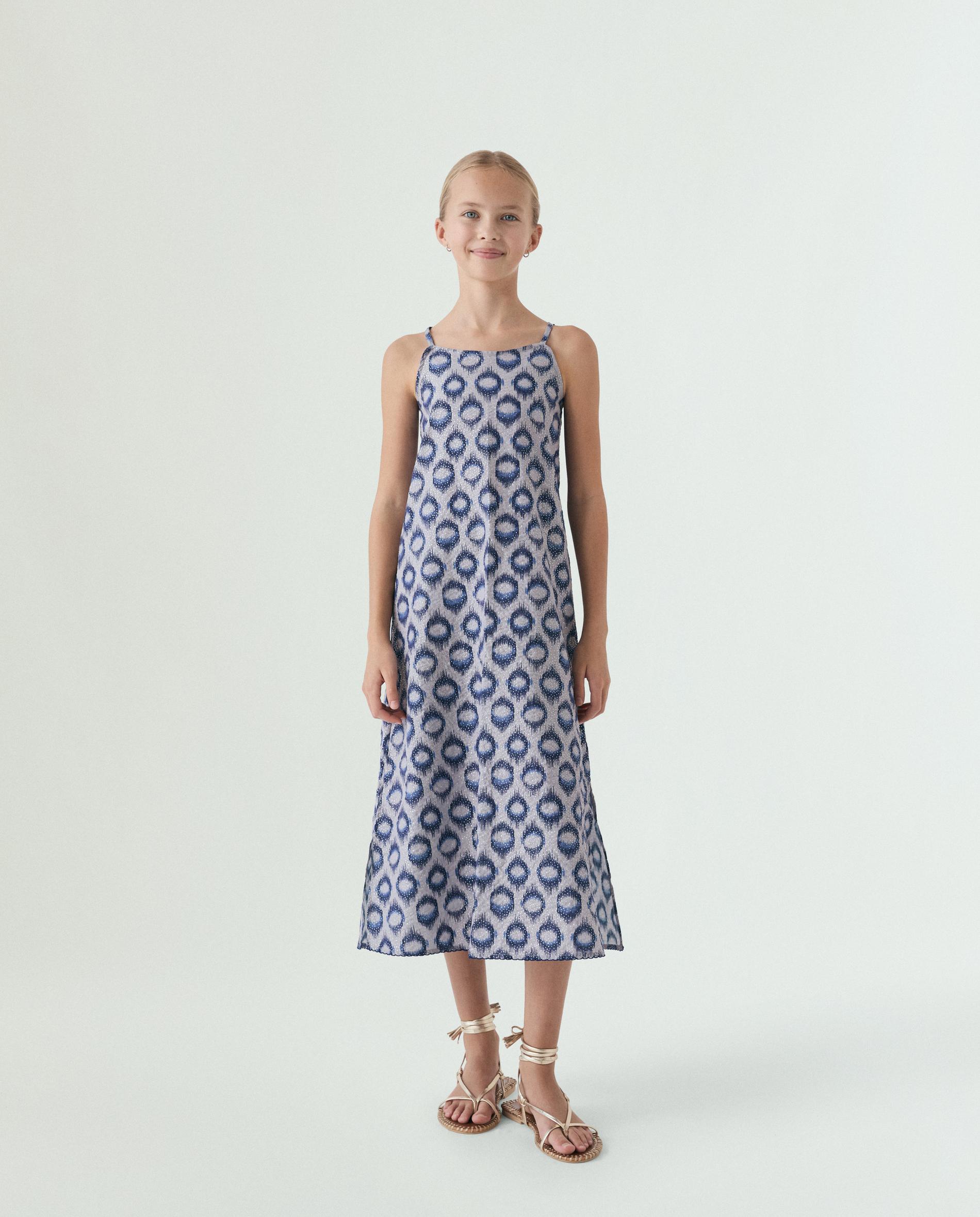 Vestido de niña de tirantes estampado