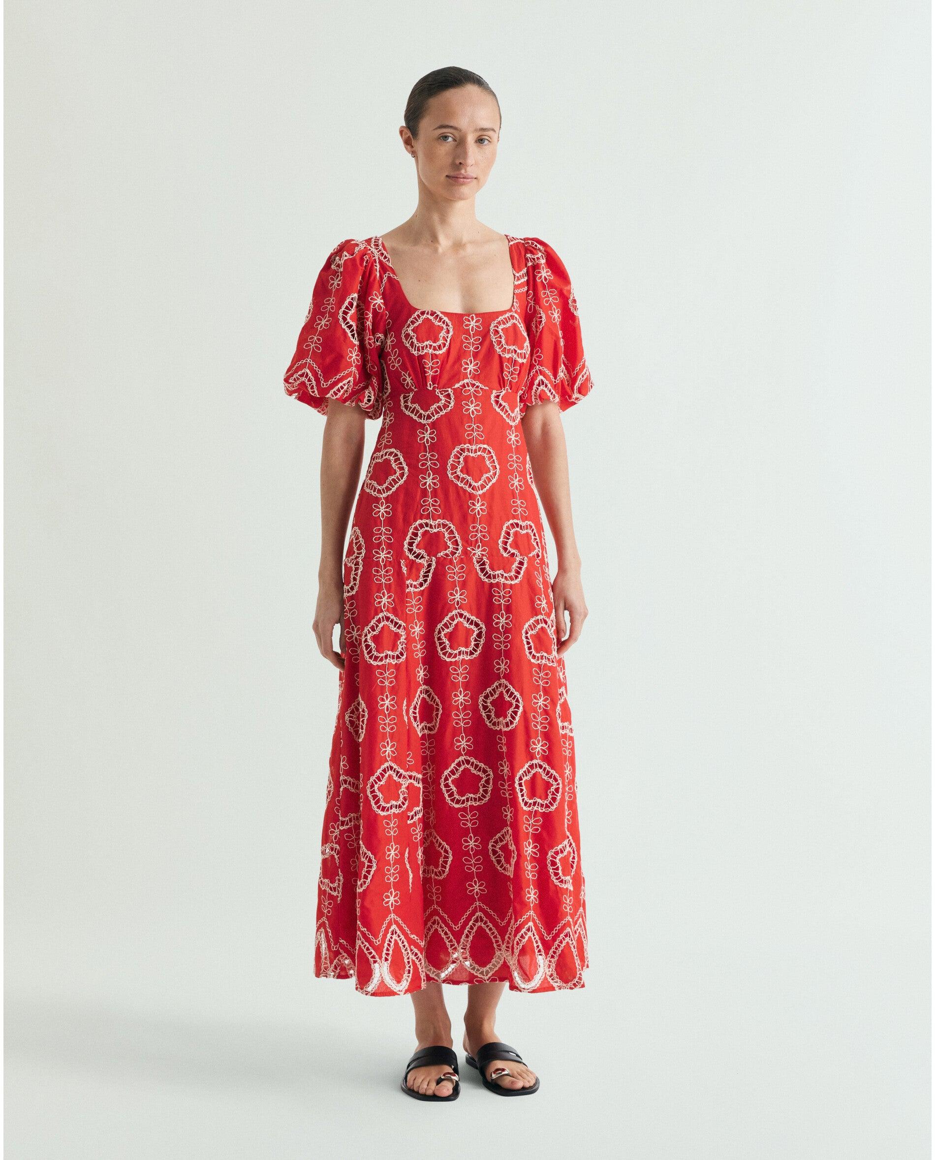Scalpers - Vestido midi bordado con mangas abullonadas.