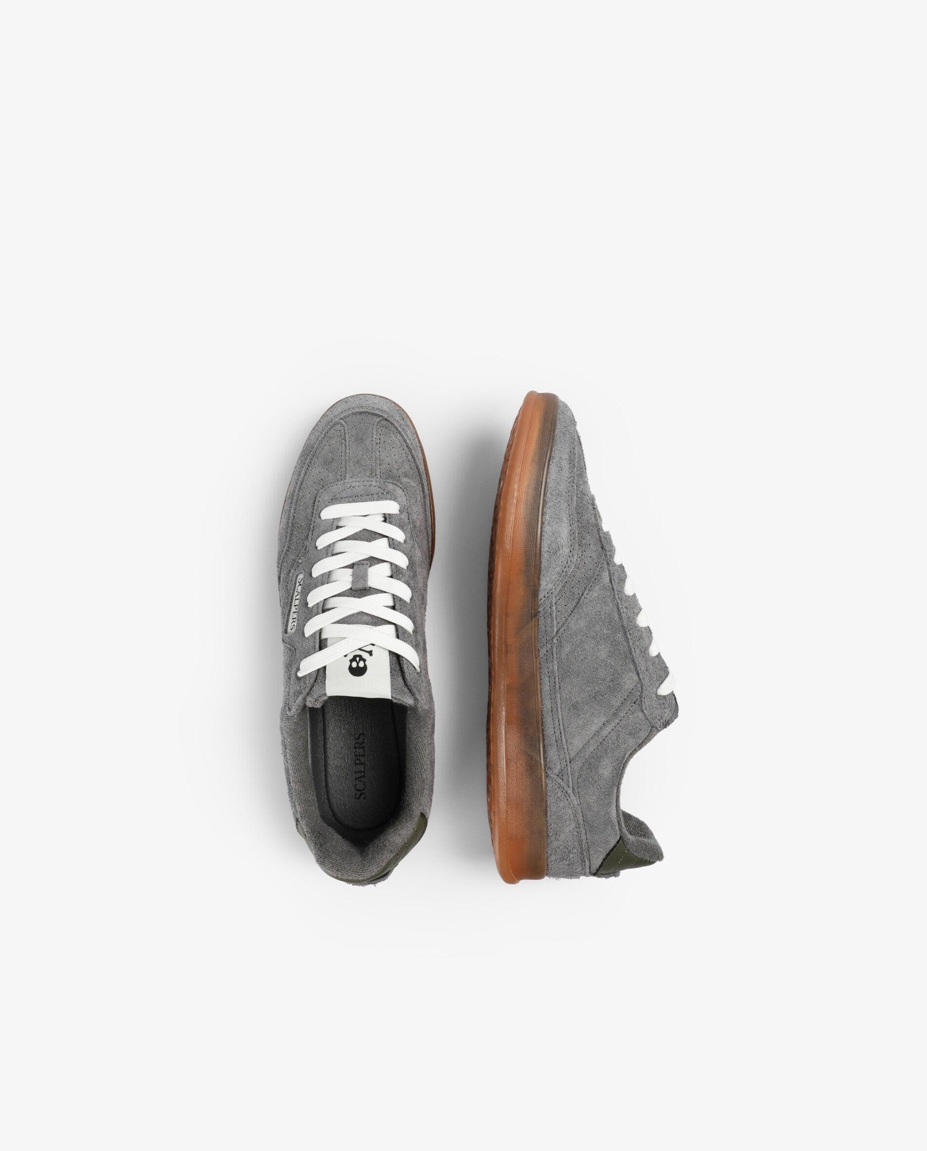 Zapatillas retro de hombre de ante con talón a contraste - Scalpers - Gris Gris-8