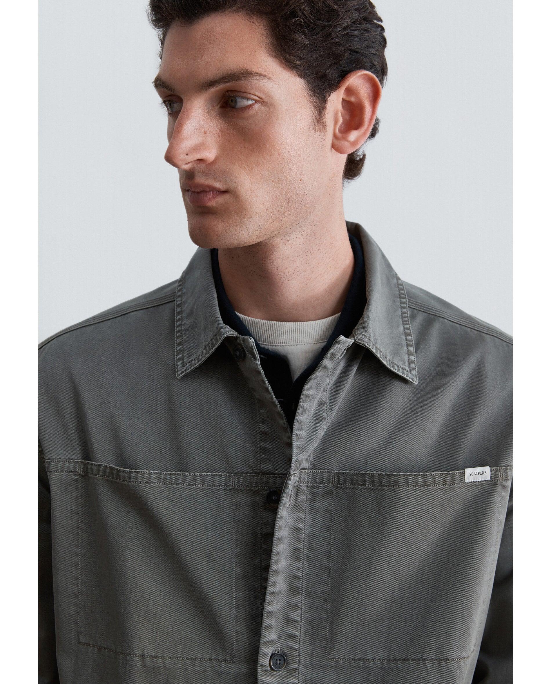 Sobrecamisa de hombre estilo militar con bolsillos parche - Scalpers - Verde grisáceo Verde grisáceo-6