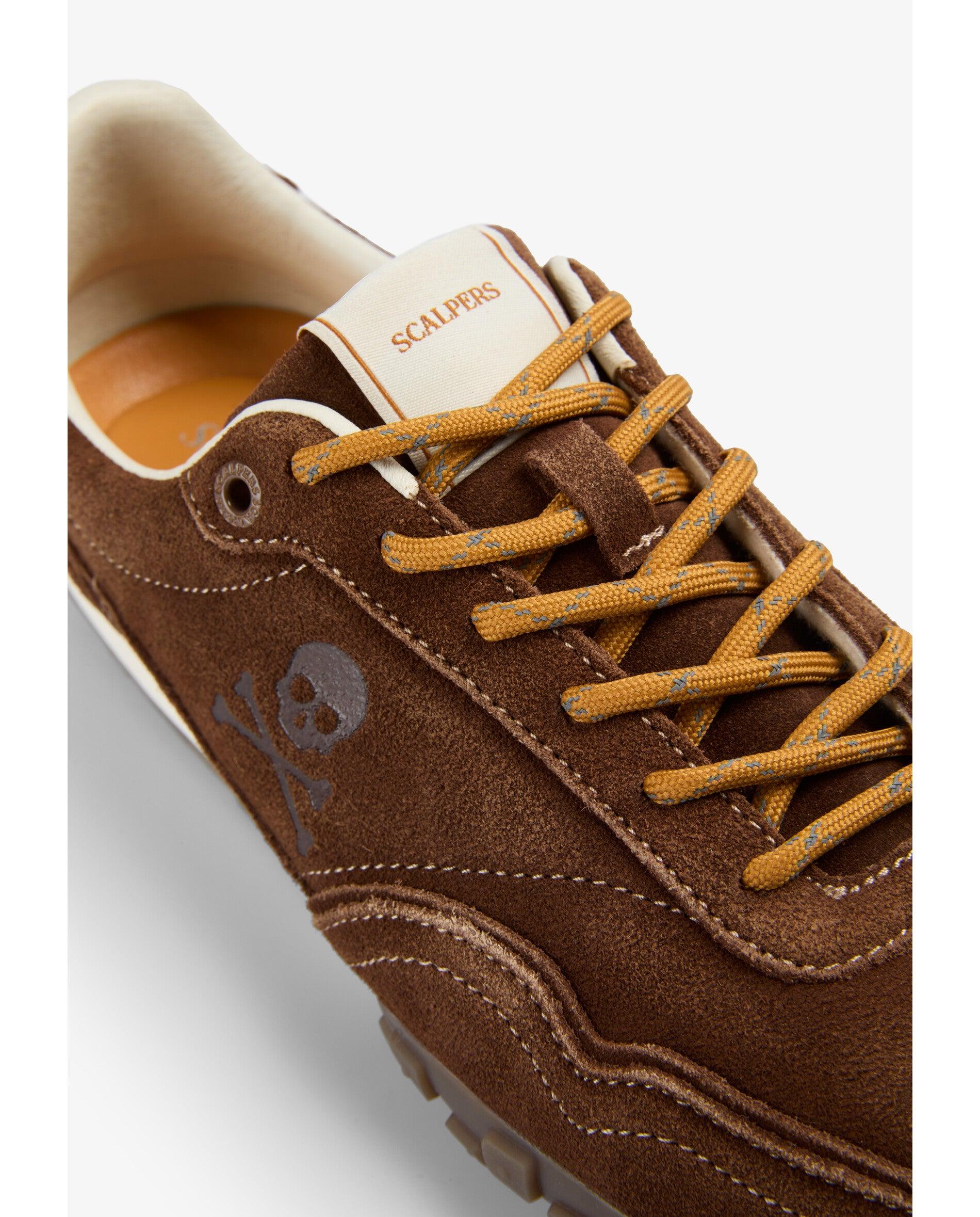 Zapatillas retro de mujer de ante con suela en relieve - Scalpers - Marrón Marrón-6