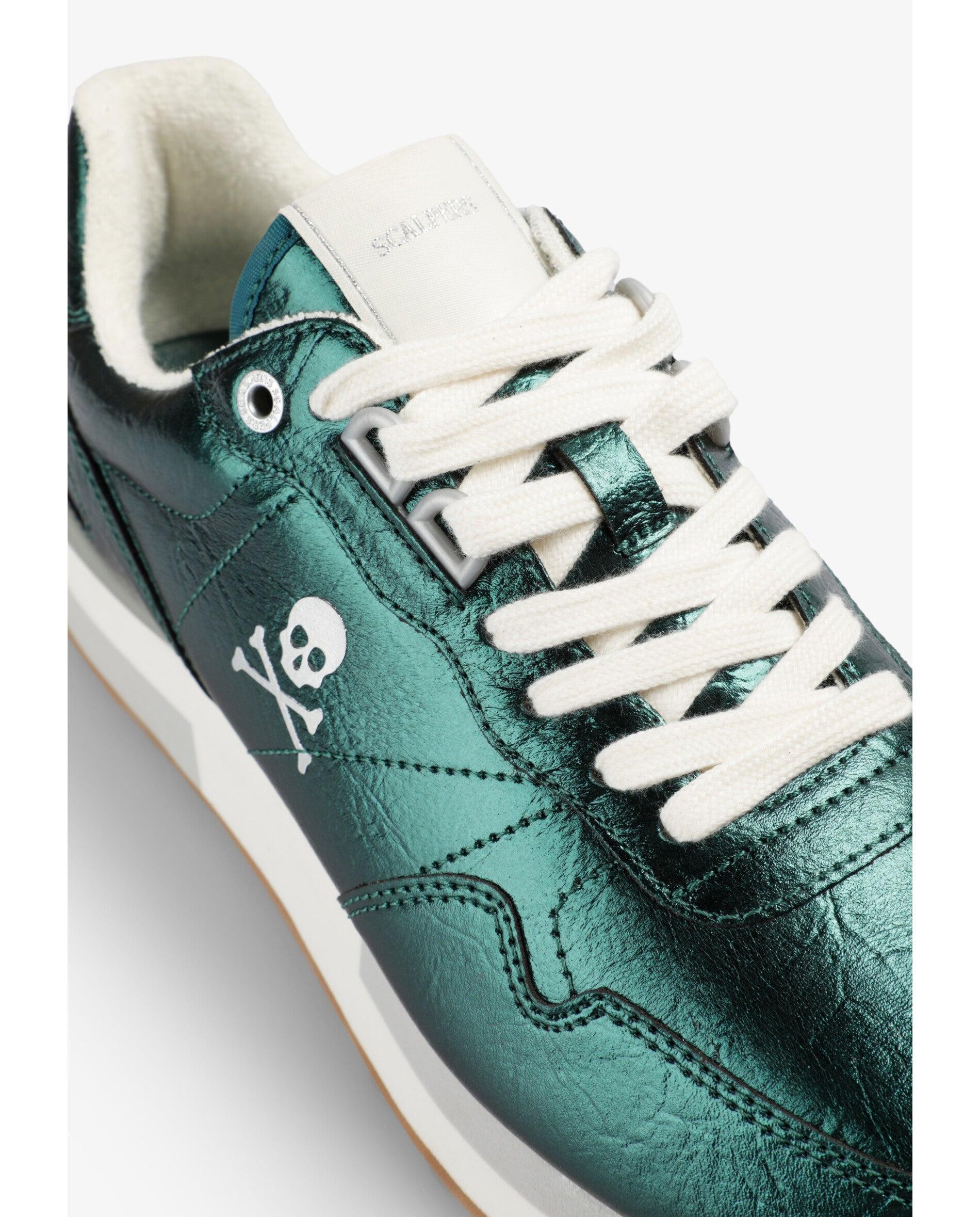 Zapatillas retro de mujer bajas con acabado metalizado - Scalpers - Verde Verde-6