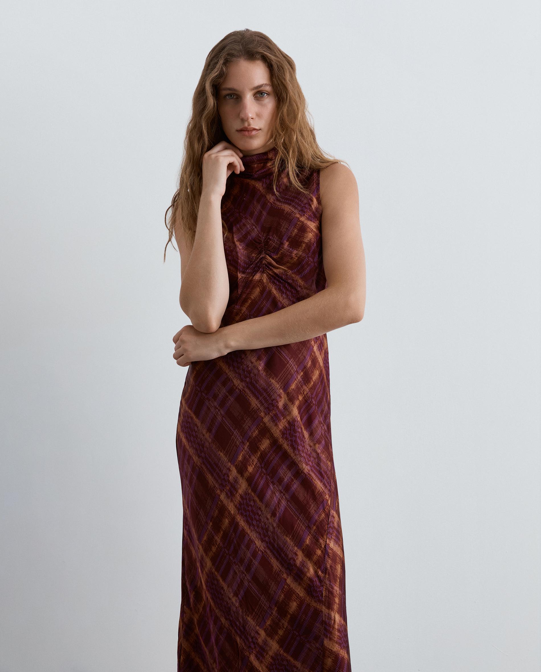 Vestido largo sin mangas con estampado de cuadros - Scalpers - Terracota Terracota-2