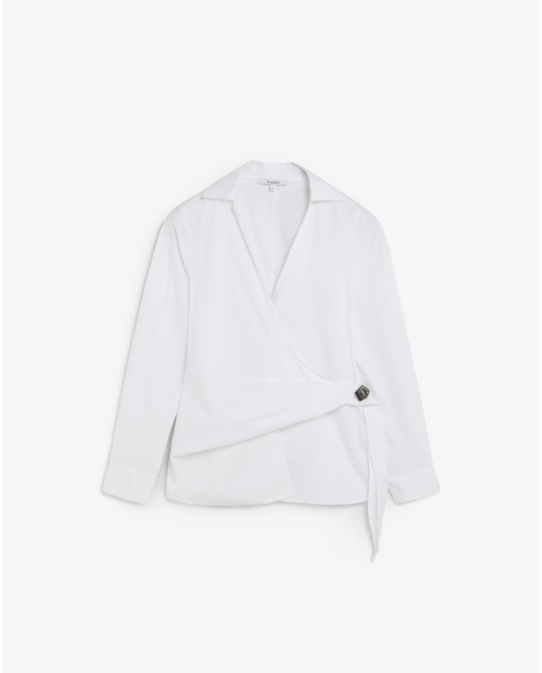 Imagen 0 de Camisa de mujer cruzada con detalle metálico Blanco