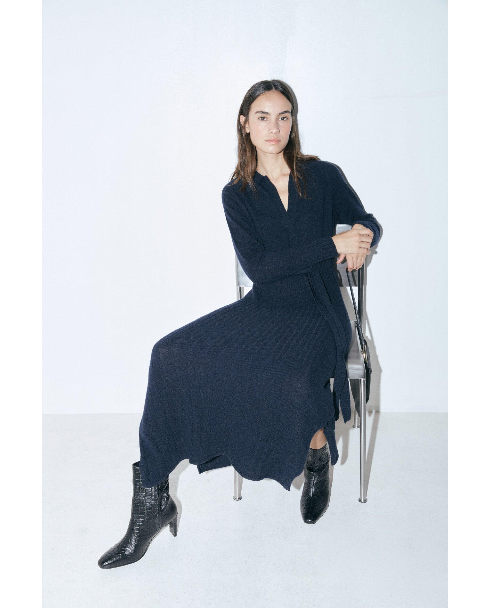 Vestido de punto midi con cuello polo y cinturón - Scalpers - Navy Navy-5