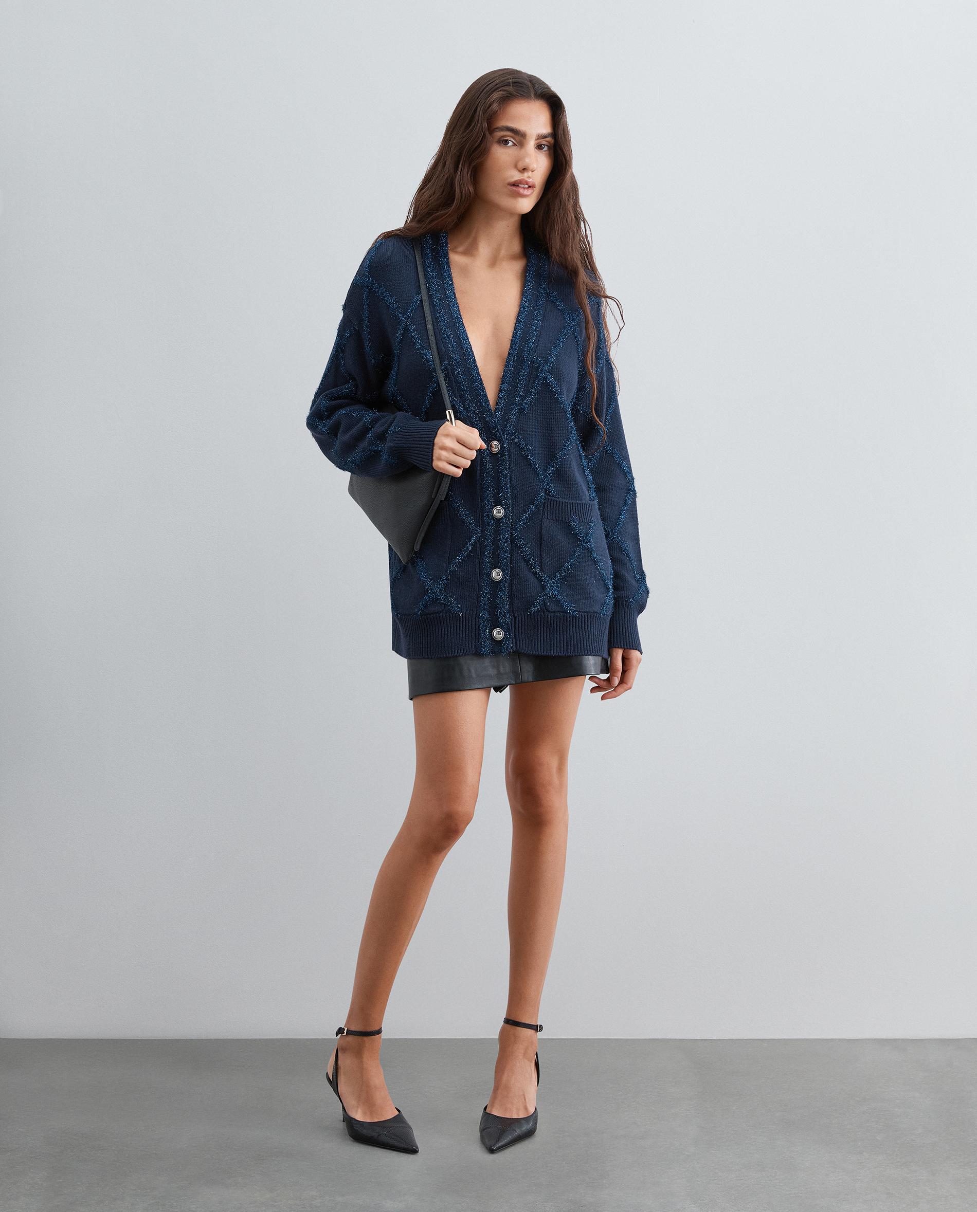 Imagen 2 de Cárdigan de mujer con patrón de rombos y cierre de botones - Scalpers - Navy Navy