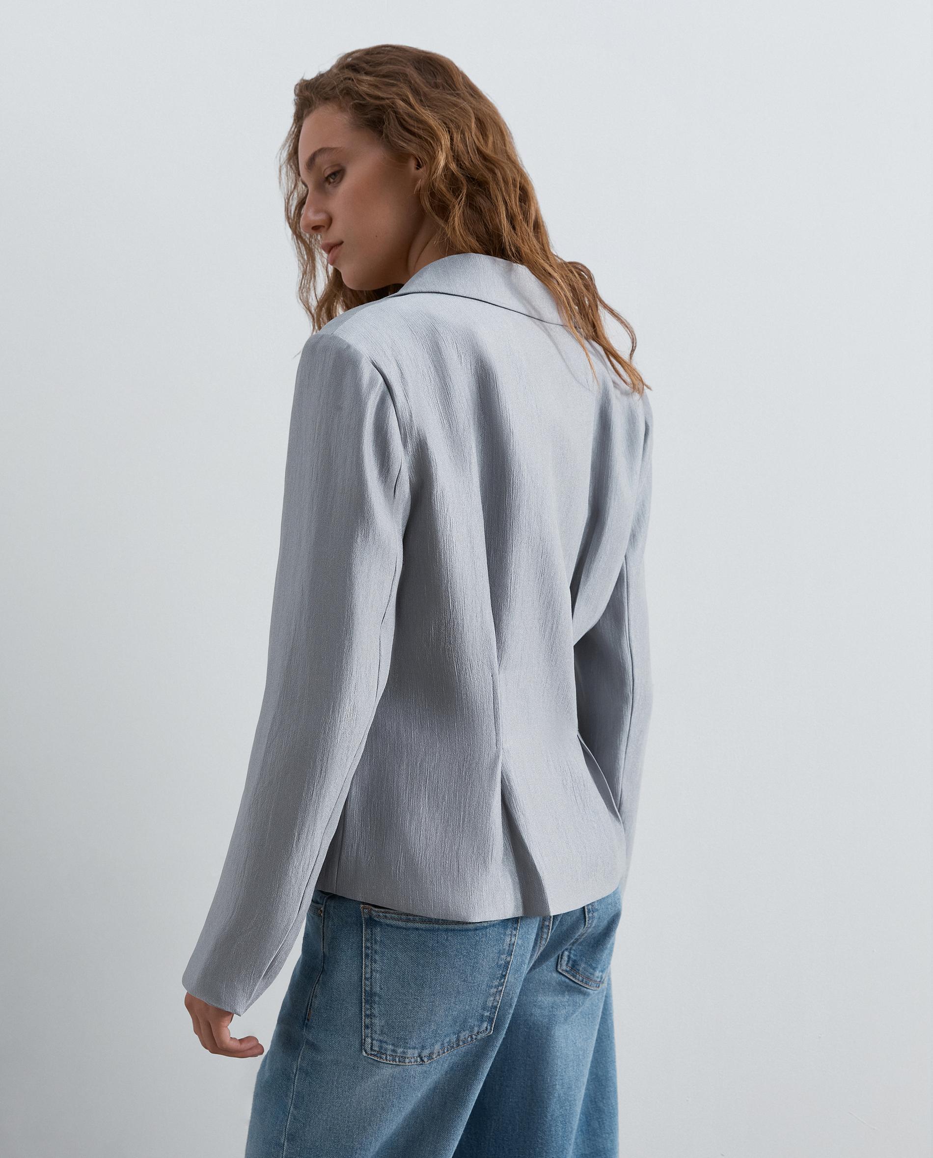 Blazer de mujer entallada en tejido satinado - Scalpers - Gris Gris-2