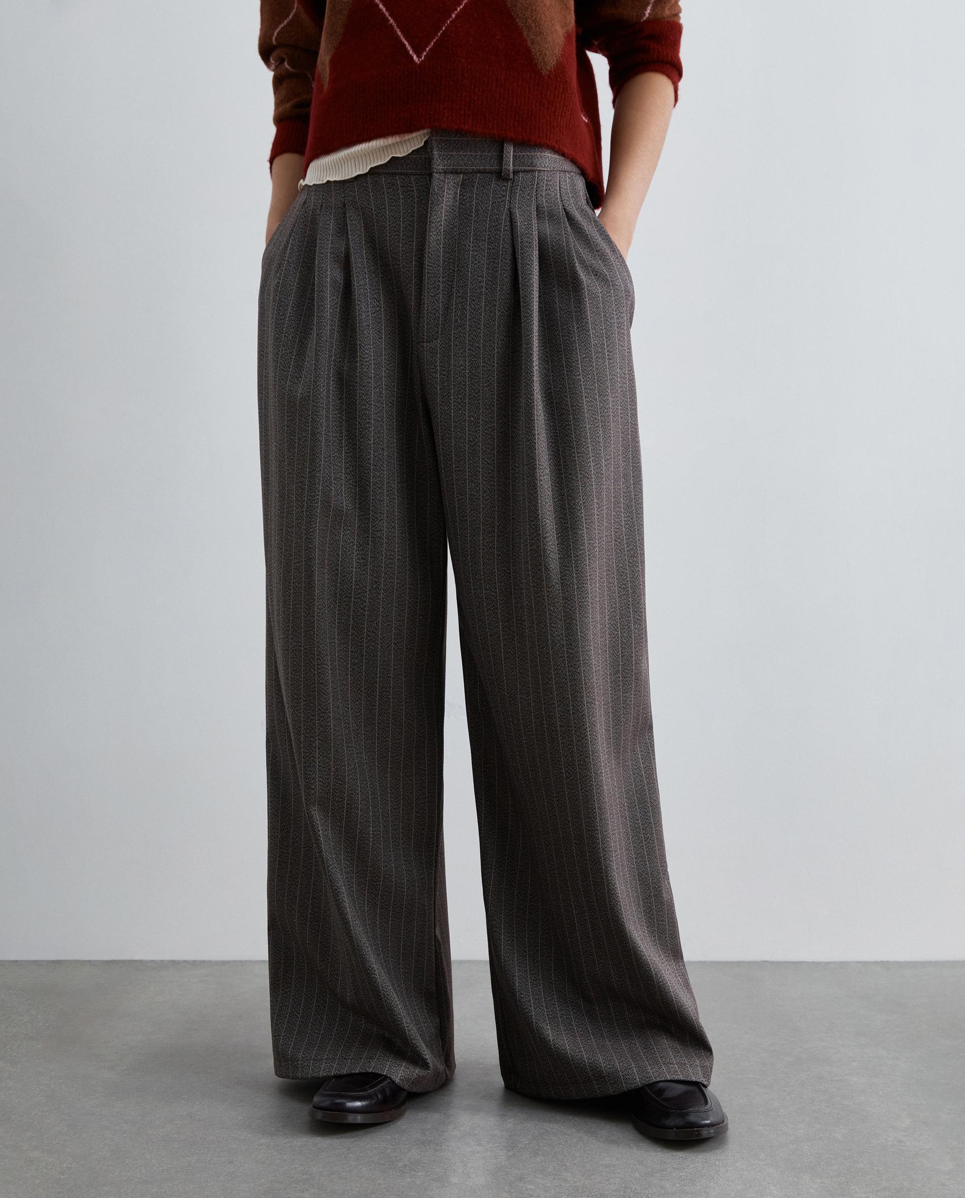 Pantalón ancho de mujer con pinzas y raya diplomática - Scalpers - Tabaco Tabaco-2