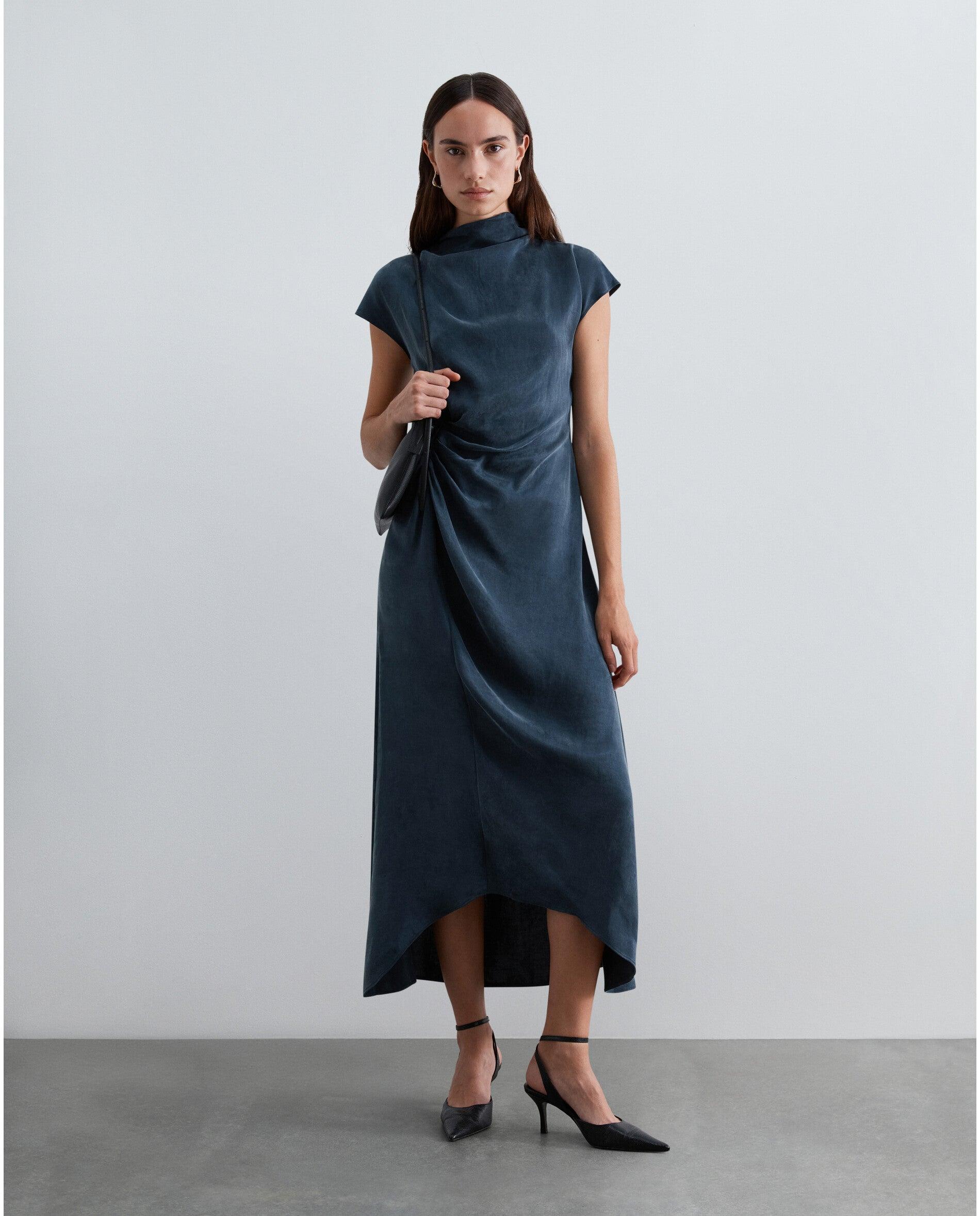 Vestido midi de manga corta con cuello drapeado - Scalpers - Navy Navy-1