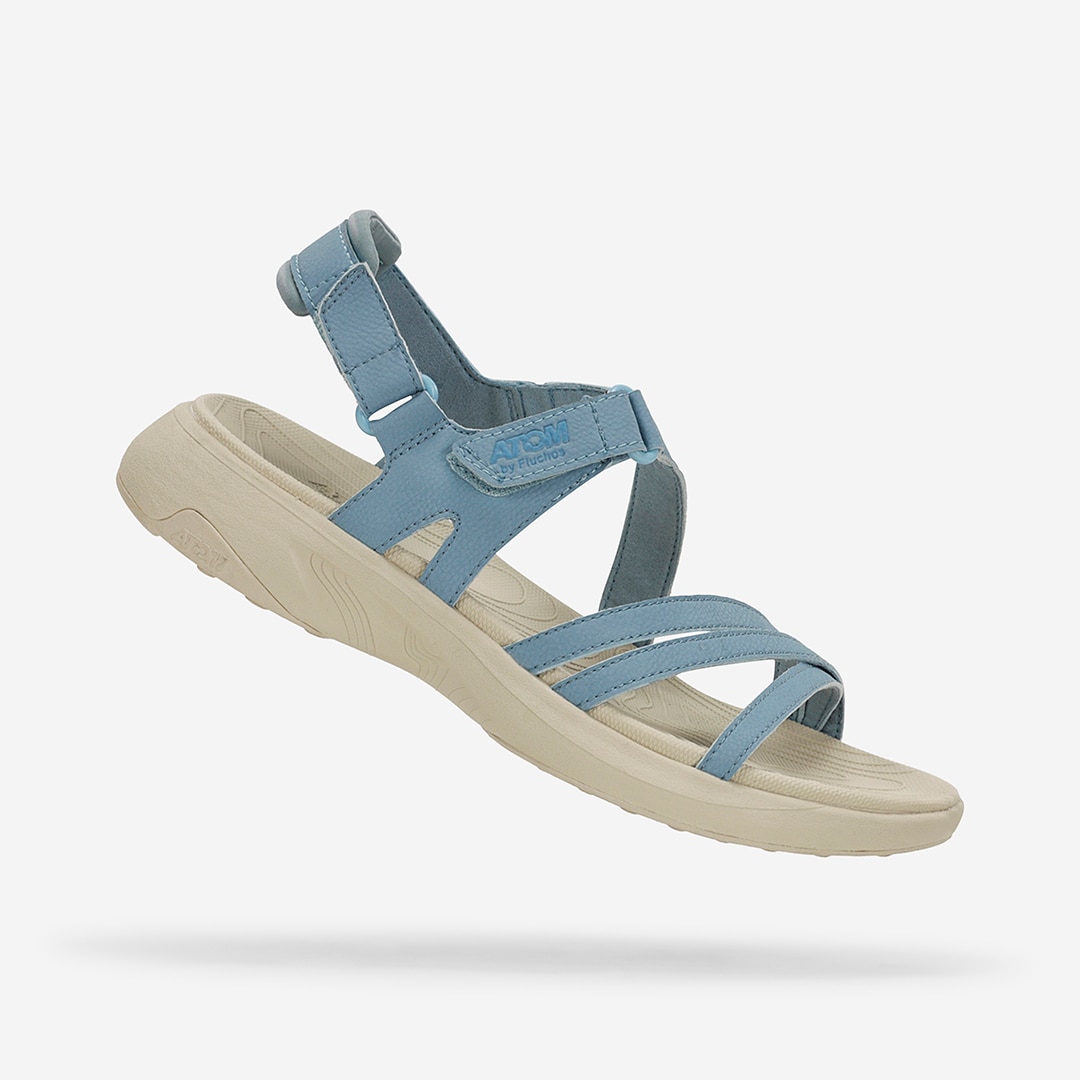 Atom Sandalias casual de mujer Negro
