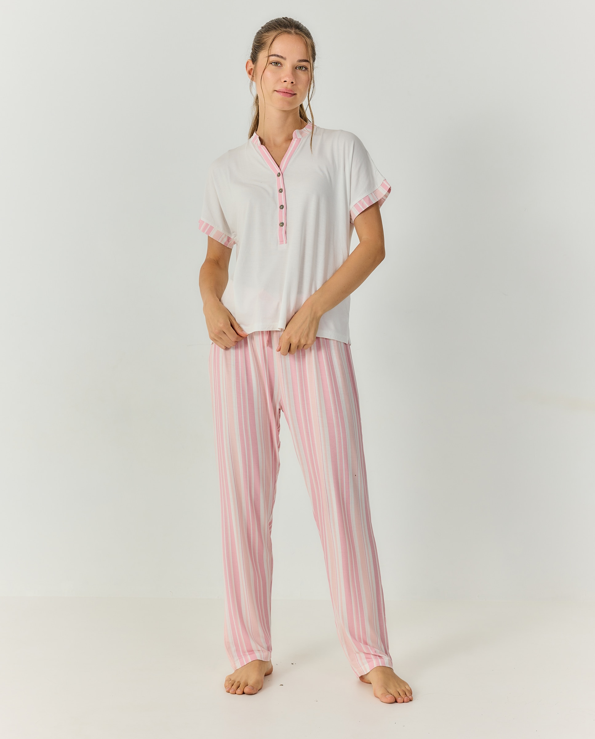 Imagen 0 de Pijama mujer manga corta escote henley Rosa
