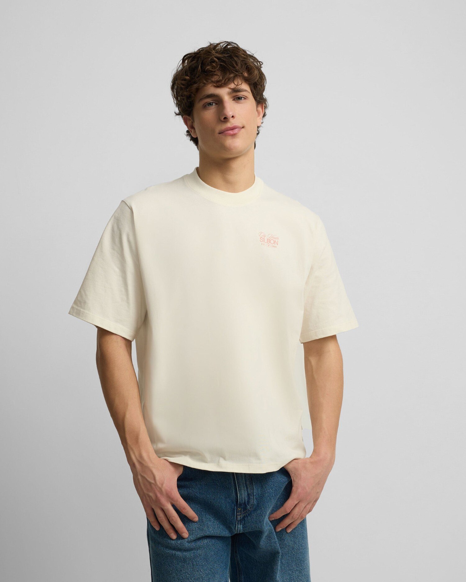 Silbon - Camiseta special fit de hombre city youth crema.