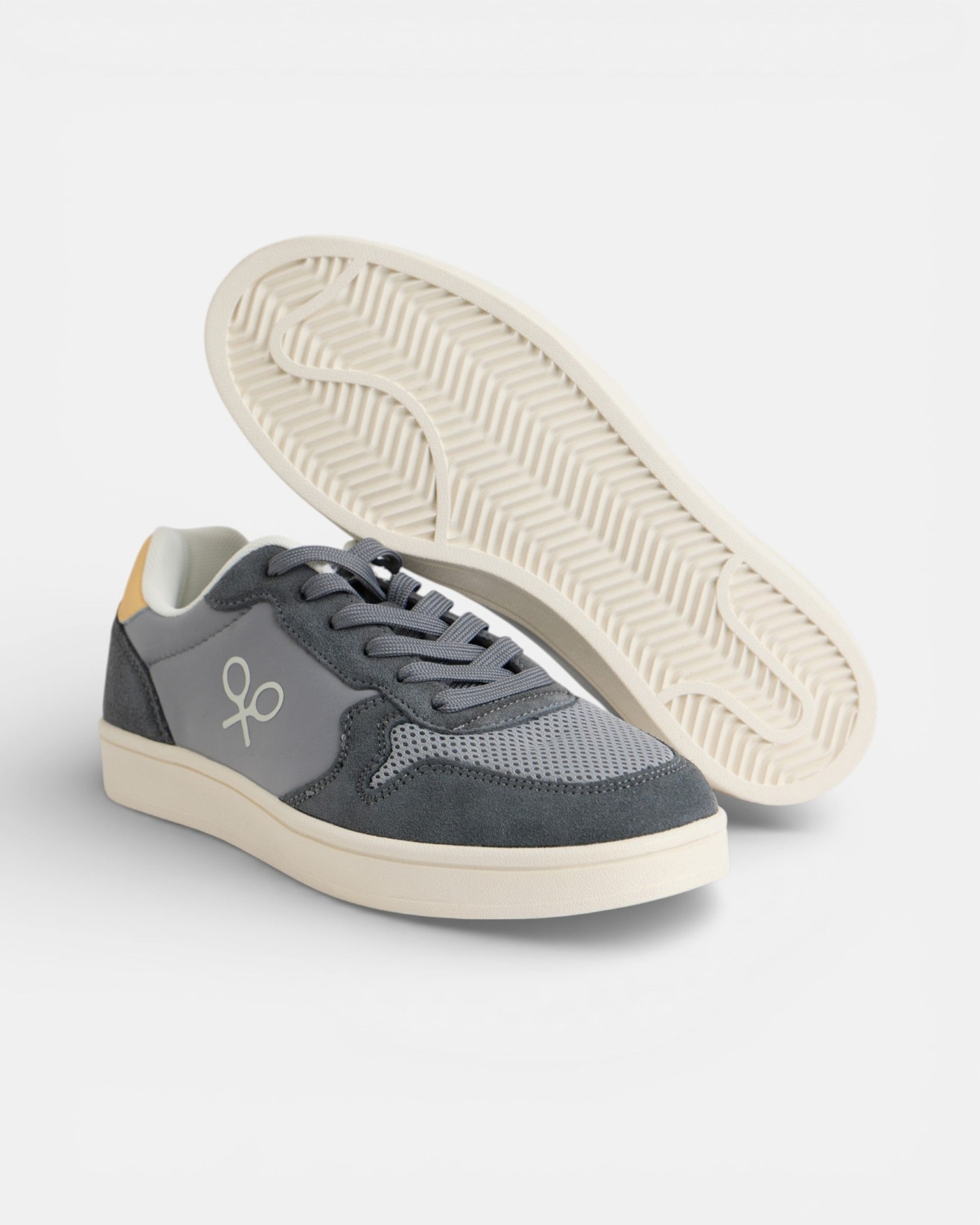 Silbon - Zapatillas de hombre bicolor.