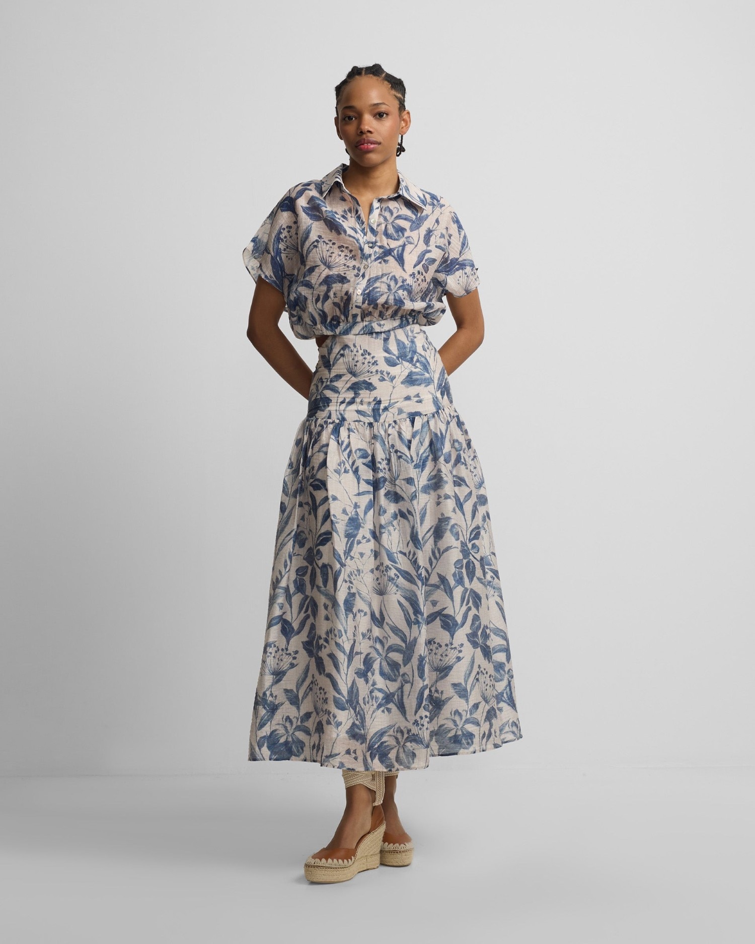Silbon - Falda estampado flores azul.