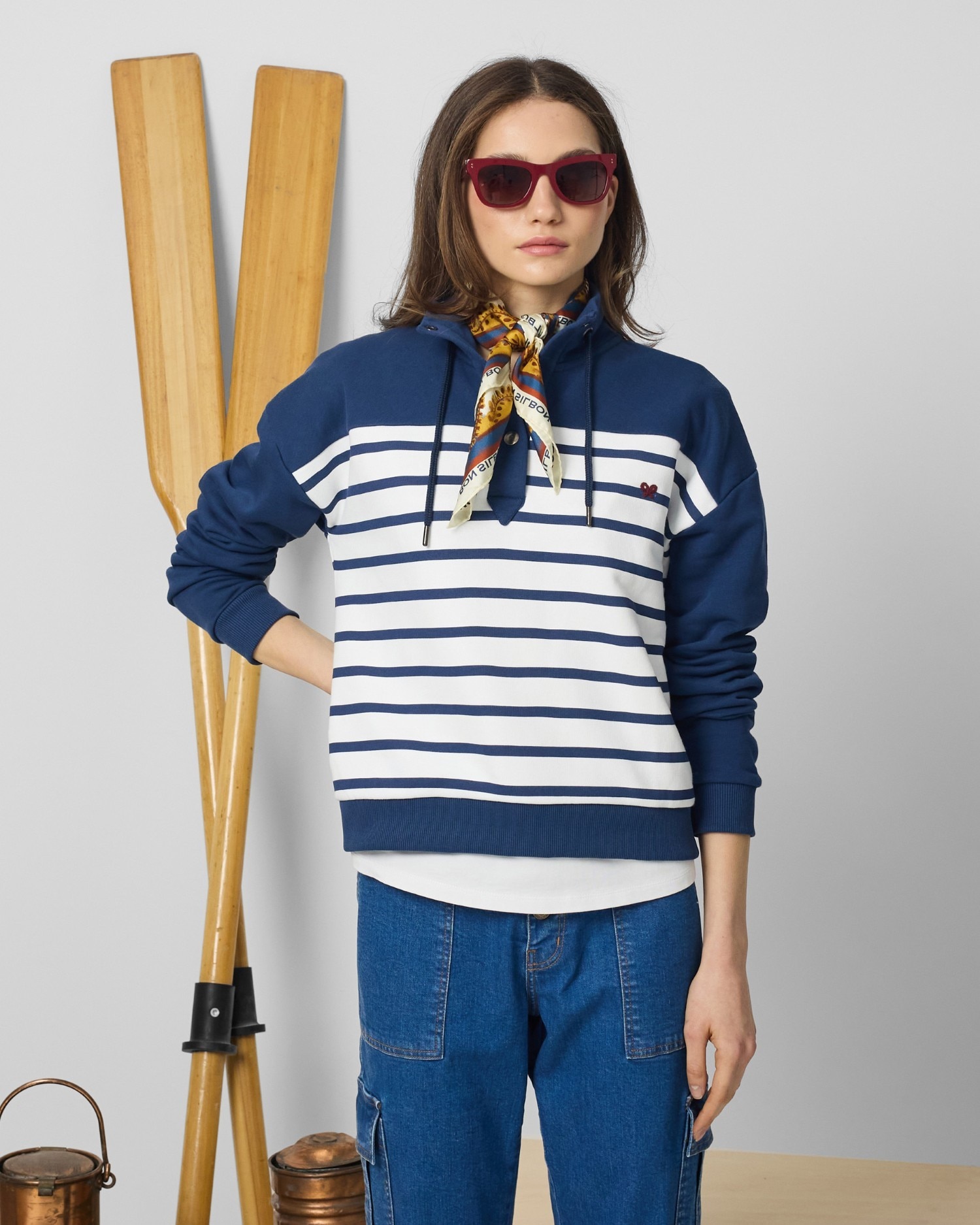 Silbon - Sudadera de mujer cuello botones rayas azules.