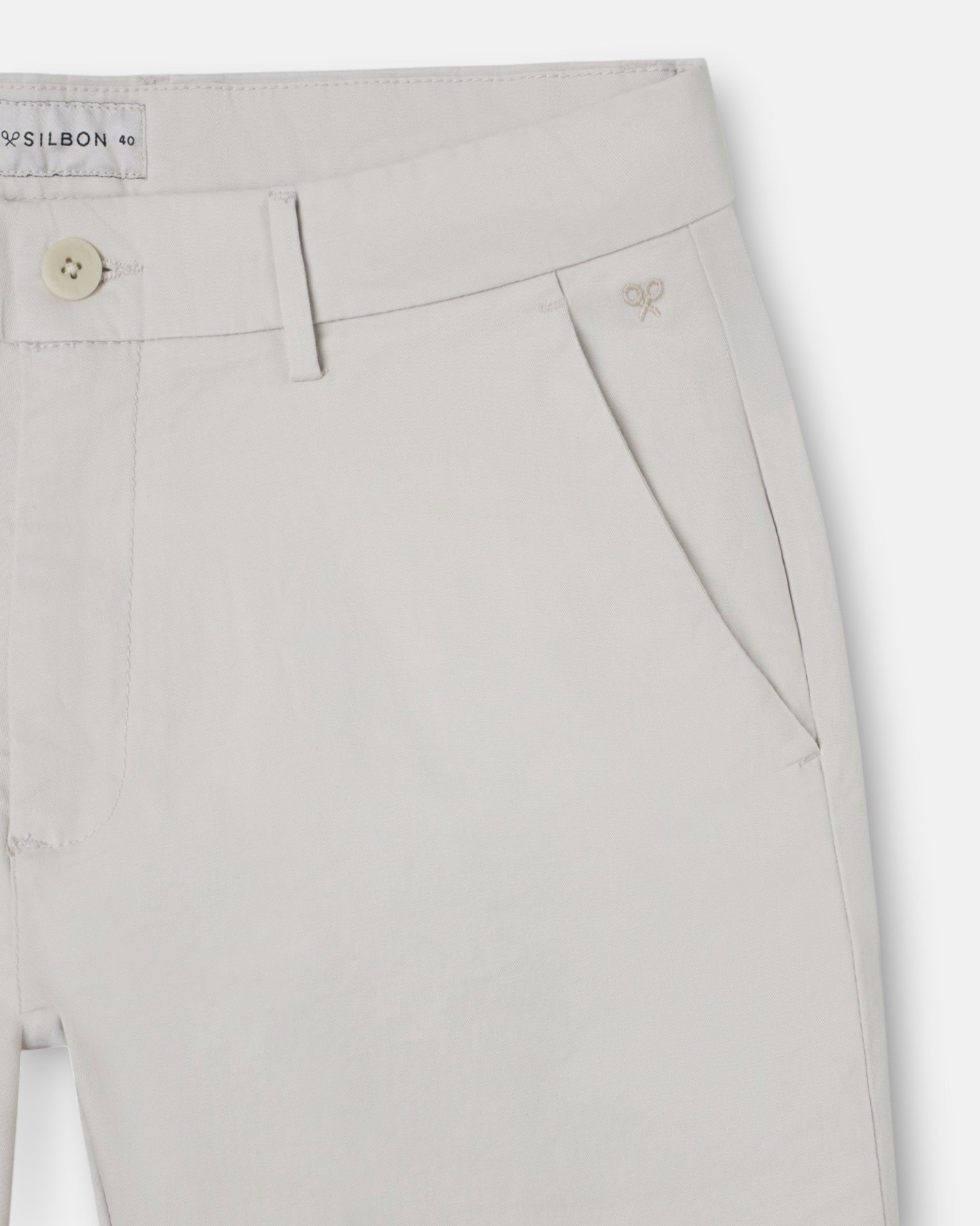 Imagen 3 de Pantalón chino de hombre con bajo vuelto - Silbon - Piedra Piedra