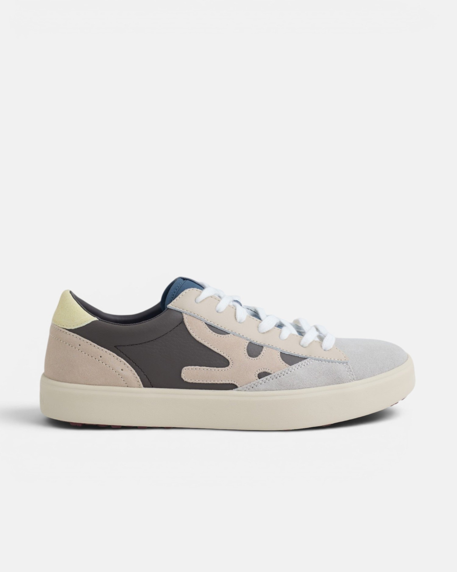 Imagen 0 de Zapatilla retro classy09 serraje Marrón